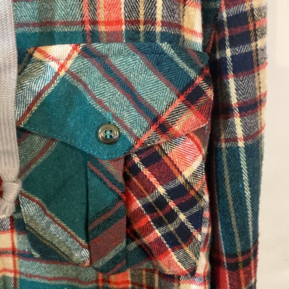 Plus size Shacket - Picture 4 of 7